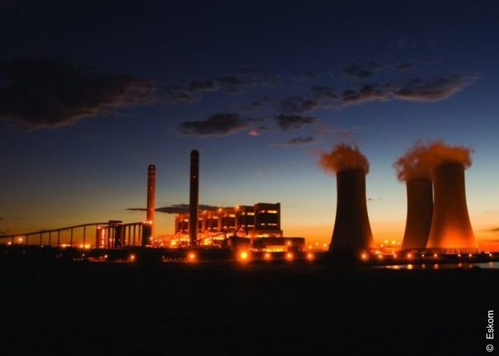 View of Majuba power plant at night, copyright: Eskom